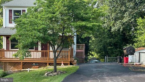 34 E 19th St, FRONT ROYAL, VA, 22630-4133 | Card Image