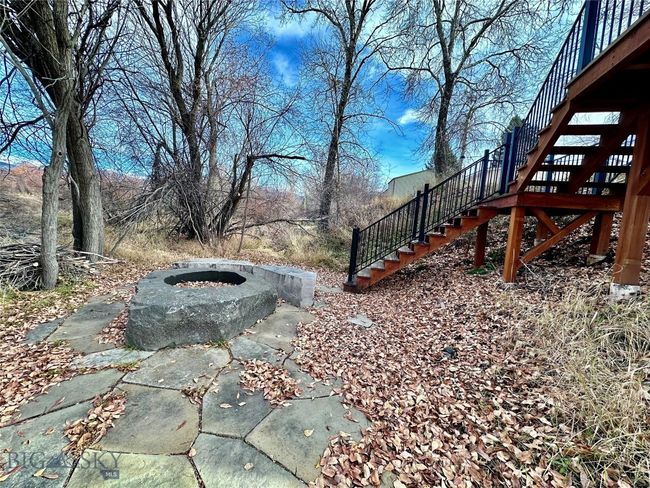 Stairs to Patio, Firepit and creek | Image 28