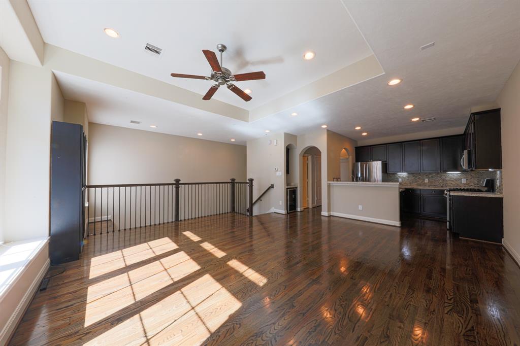 Sampson St, Houston, TX 77003