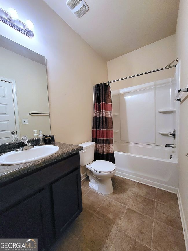 2406 Foxy Dr, House other with 5 bedrooms, 3 bathrooms and 4 parking in Bethlehem GA | Image 14