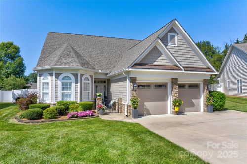 2635 Danbury Cir Nw, Concord, NC, 28027-4531 | Card Image