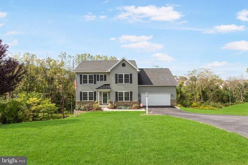 385 Barclay Dr, RED LION, PA, 17356-8284 | Card Image