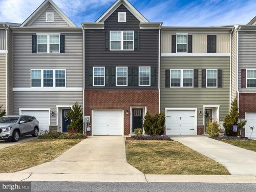 185 Drexel Ct, MARTINSBURG, WV, 25404-1109 | Card Image