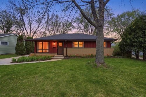 4514 Jay Drive, Madison, WI, 53704 | Card Image