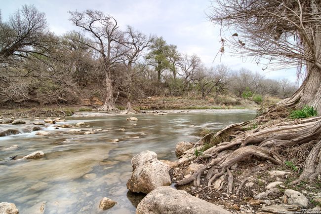 1411 Frontier, House other with 5 bedrooms, 3 bathrooms and null parking in Spring Branch TX | Image 63
