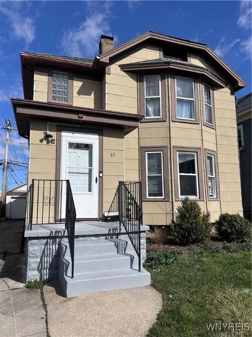 65 Avery Ave, Buffalo, NY, 14216-1819 | Card Image