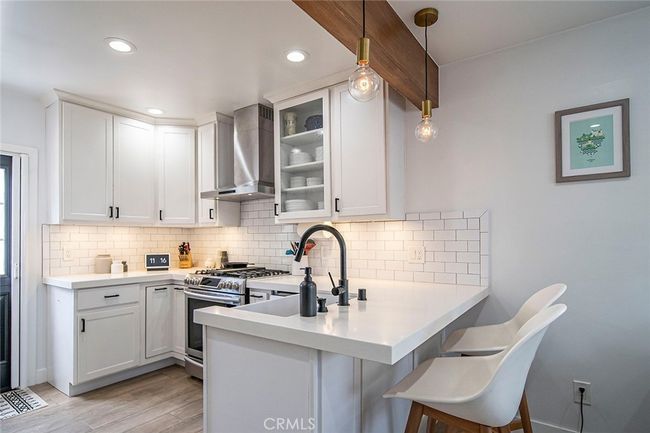 4218 E 3 Rd St, House other with 2 bedrooms, 1 bathrooms and 1 parking in Long Beach CA | Image 7