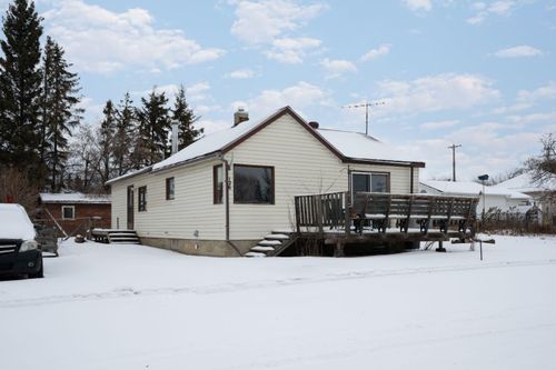 126 Alberta St, New Norway, AB, T0B3L0 | Card Image
