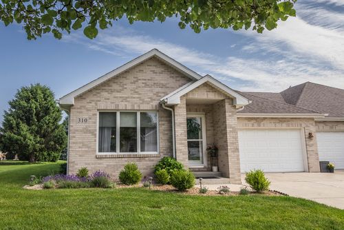 310 11th Cir Se, Demotte, IN, 46310-8479 | Card Image