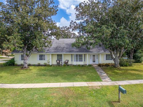 2873 Sea Pines Cir W, CLEARWATER, FL, 33761-3010 | Card Image