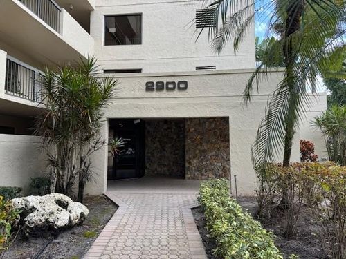 a104-2900 Nw 42nd Ave, Coconut Creek, FL, 33066-2170 | Card Image