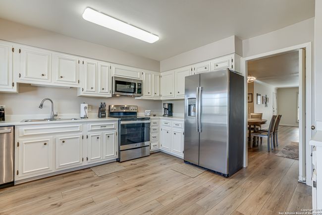 APT-1603 - 2611 Eisenhauer Rd, Condo with 3 bedrooms, 2 bathrooms and null parking in San Antonio TX | Image 16