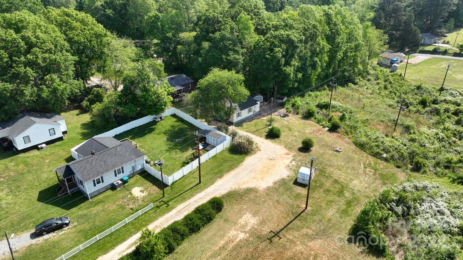 11th St, Bessemer City, NC 28016