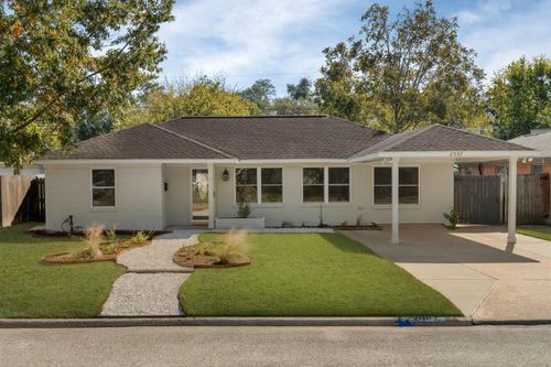 2007 Wakefield Dr, Houston, TX, 77018-5030 | Card Image