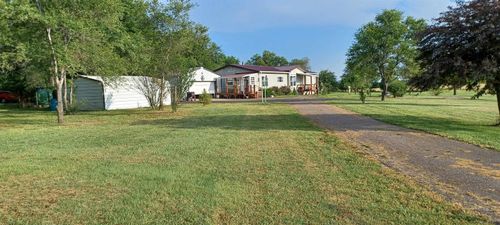 33017 77th Rd, Arkansas City, KS, 67005-6410 | Card Image