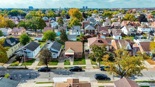 5029 Williamson St, Dearborn, MI, 48126-5004 | Card Image