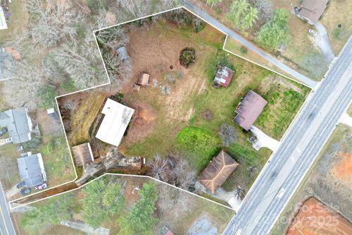 2390 Sugar Hill Rd, Marion, NC, 28752-5091 | Card Image