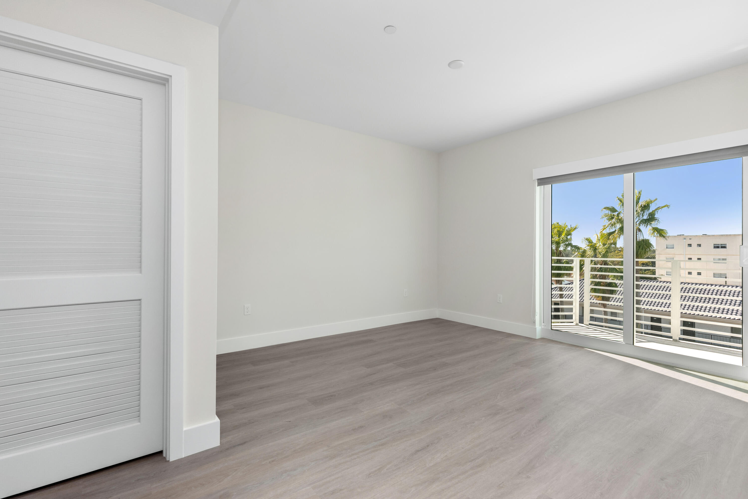 Residential in Hollywood 5