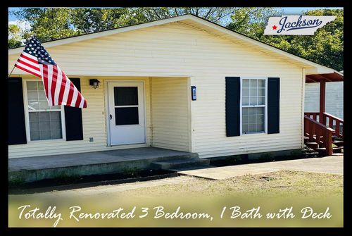 300 Lincoln St, Jackson, TN, 38301-4676 | Card Image