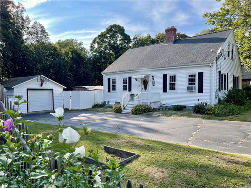 54 N Main St, North Smithfield, RI, 02896-7925 | Card Image