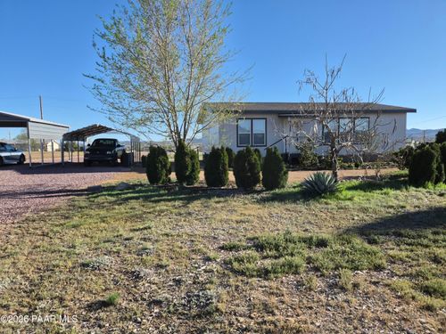 1585 W Ranch House Rd, Paulden, AZ, 86334-3381 | Card Image
