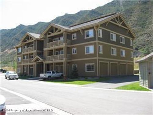 646 River View Dr, New Castle, CO, 81647-8473 | Card Image