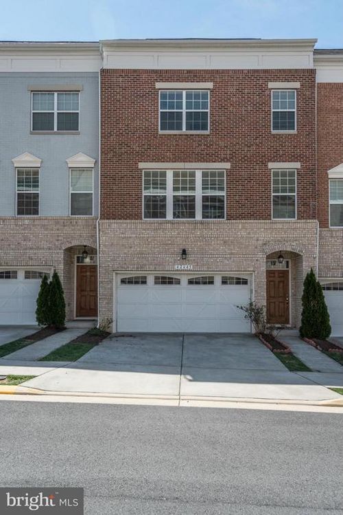 42645 Winter Wind Ter, BRAMBLETON, VA, 20148-4889 | Card Image