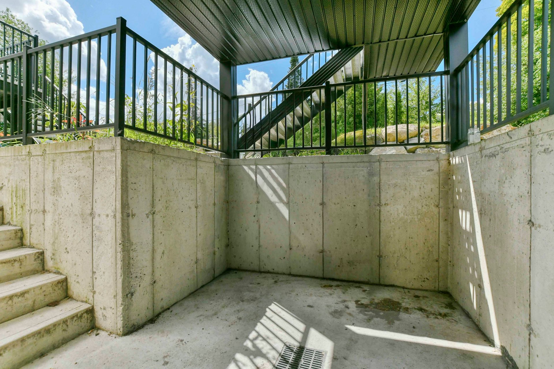Residential Lease in Saint-Calixte 2