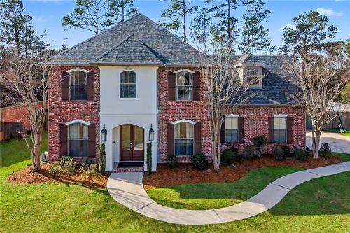 204 Hidden Springs Ln, Covington, LA, 70433-5574 | Card Image