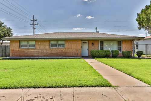 front-2601 33rd St, Lubbock, TX, 79410-3511 | Card Image