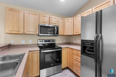 70 - 7119 56th St, Condo with 2 bedrooms, 1 bathrooms and null parking in Sioux Falls SD | Image 2