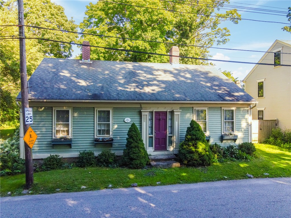 Fowler St, North Kingstown, RI 02852