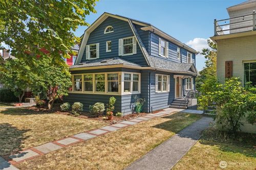 5248 17th Ave Ne, Seattle, WA, 98105-3408 | Card Image