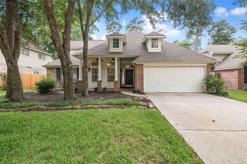 95 E Whistlers Bend Cir, The Woodlands, TX, 77384-5045 | Card Image
