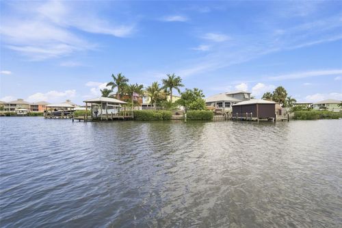 485 Flamingo Dr, Apollo Beach, FL, 33572-2519 | Card Image