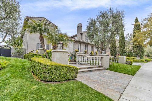 27 Calle Canella, San Clemente, CA, 92673-7001 | Card Image