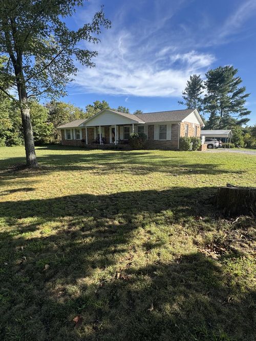 1505 Quinland Lake Rd, Cookeville, TN, 38506-7374 | Card Image