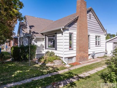 532 N 10th Avenue, House other with 3 bedrooms, 1 bathrooms and 3 parking in Pocatello ID | Image 2