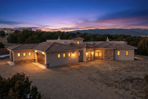 39 Nature Pointe, Tijeras, NM, 87059-8024 | Card Image