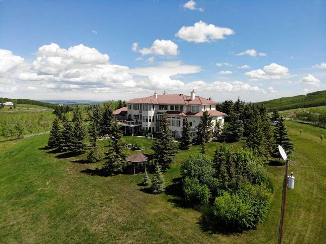 112067 292 Ave W, House other with 5 bedrooms, 6 bathrooms and 6 parking in Foothills AB | Image 4