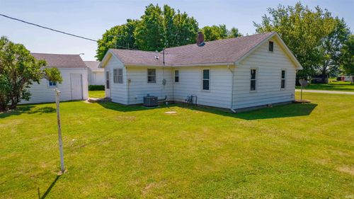 309 E Taylor St, Sims, IN, 46986-9656 | Card Image