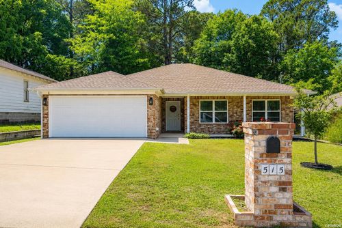 515 S Shady Ln, Benton, AR, 72015-4826 | Card Image