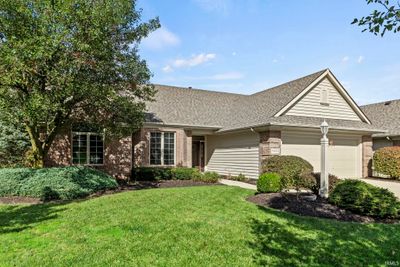 10624 Summerhill Place, Condo with 2 bedrooms, 2 bathrooms and null parking in Fort Wayne IN | Image 2