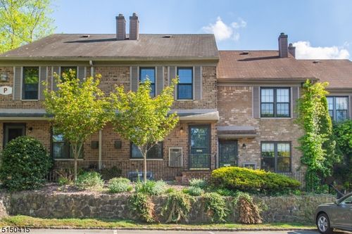 2-181 Long Hill Rd, Little Falls, NJ, 07424-2050 | Card Image