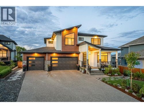 2450 Grafton Pl, Prince George, BC, V2N0E6 | Card Image