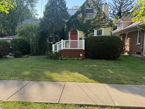 22 S Alfred Ave, Elgin, IL, 60123-6006 | Card Image