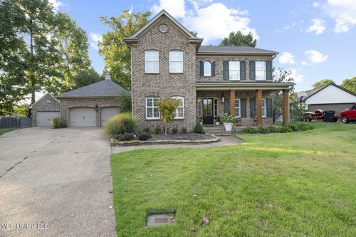 810 Cedar Trace Cv, Hernando, MS, 38632-6932 | Card Image
