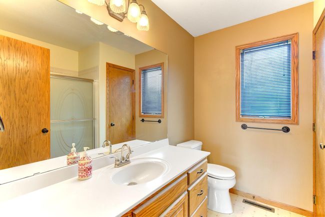 16-web-or-mls-_NEW9395_6_7.jpg | Image 16