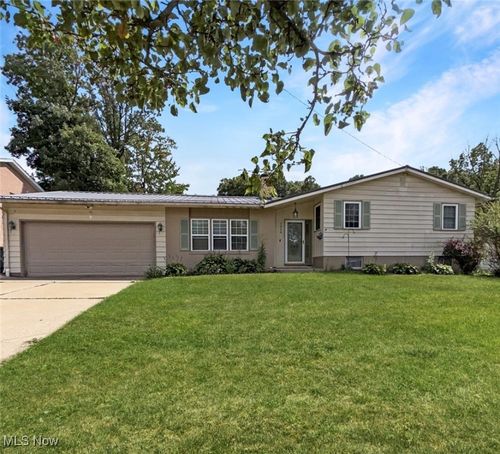 1036 Winhurst Dr, Akron, OH, 44313-5819 | Card Image