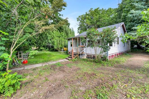 675 Powell St, Duncan, BC, V9L2V9 | Card Image
